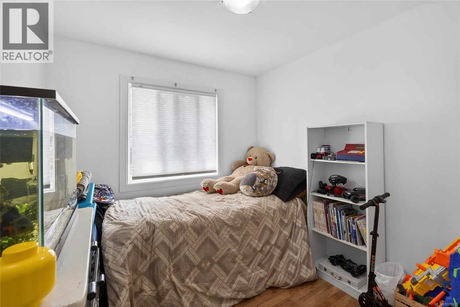 30 Rod & Gun Rd, Courtenay