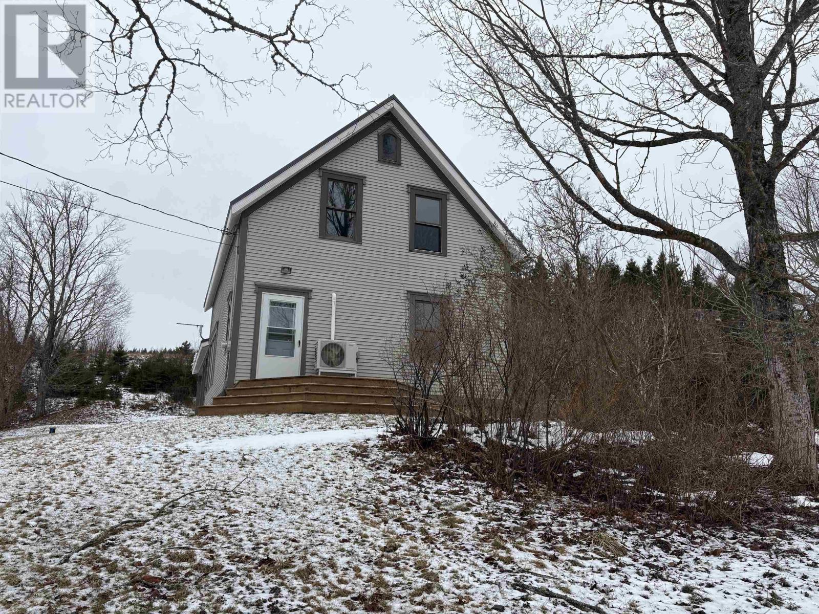 Property 22 of 43 of 5249 East River West Side Road