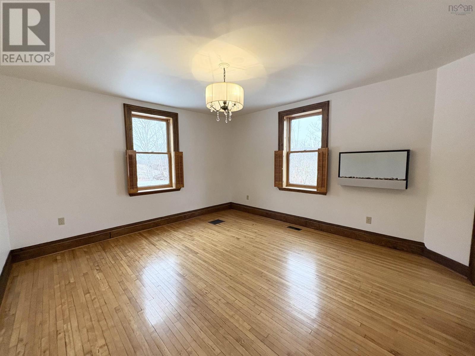 Property 11 of 43 of 5249 East River West Side Road