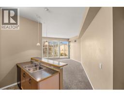 111 1327 St.Paul Street, Kelowna