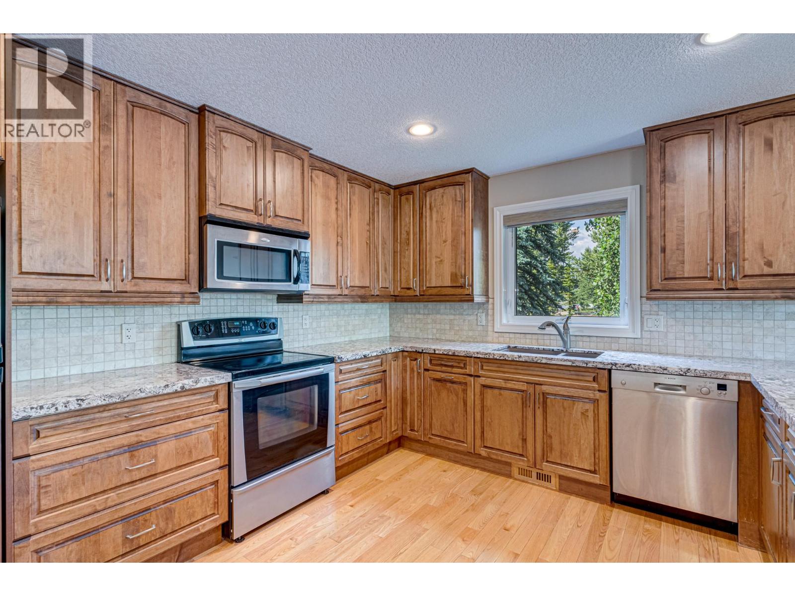 5 CALEDONIA PLACE - 11