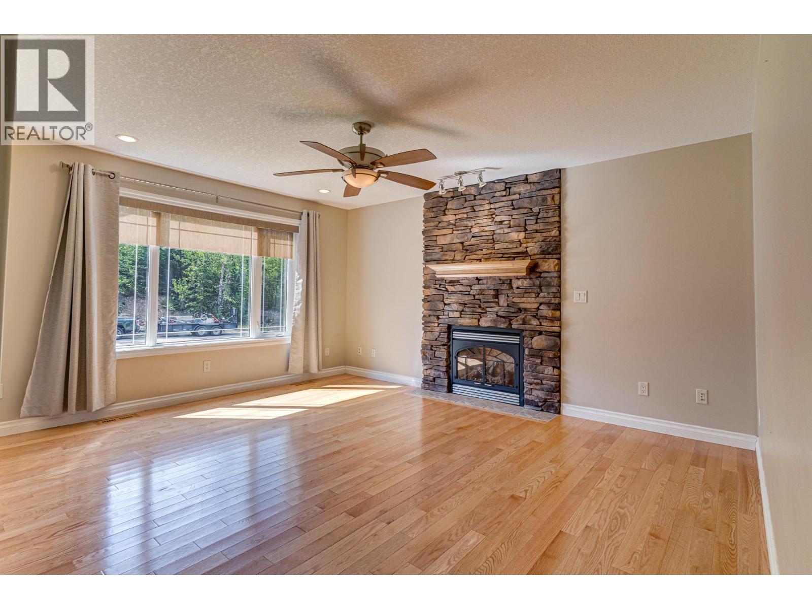 5 CALEDONIA PLACE - 4