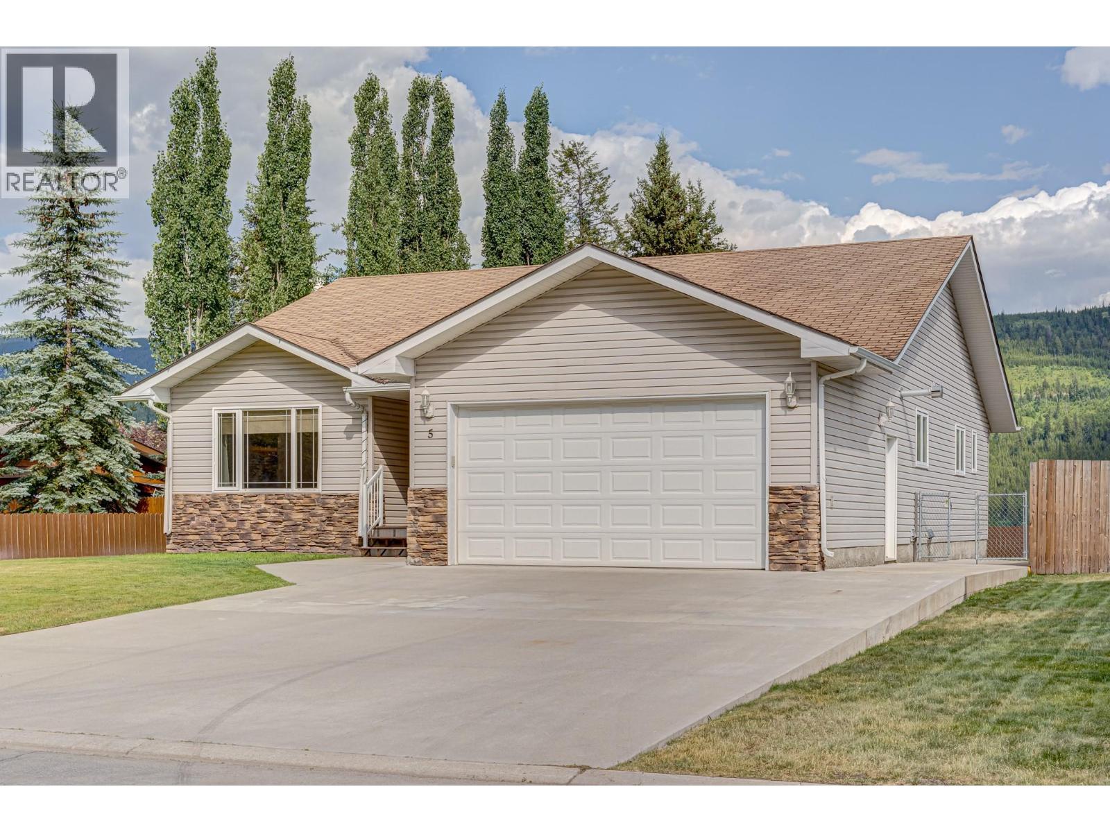 5 CALEDONIA PLACE - 55