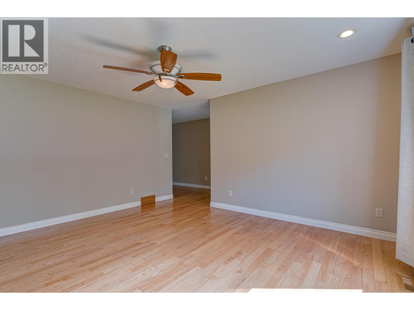 5 CALEDONIA PLACE - 6