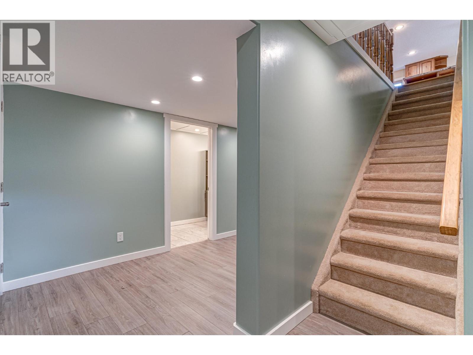 5 CALEDONIA PLACE - 28