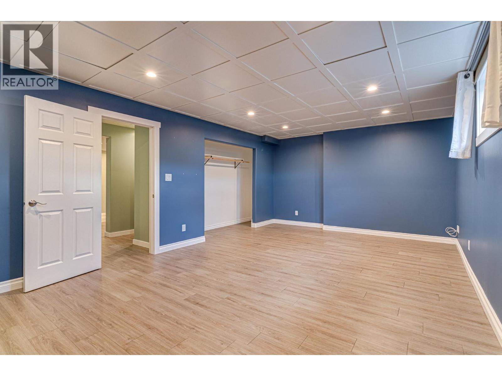 5 CALEDONIA PLACE - 32