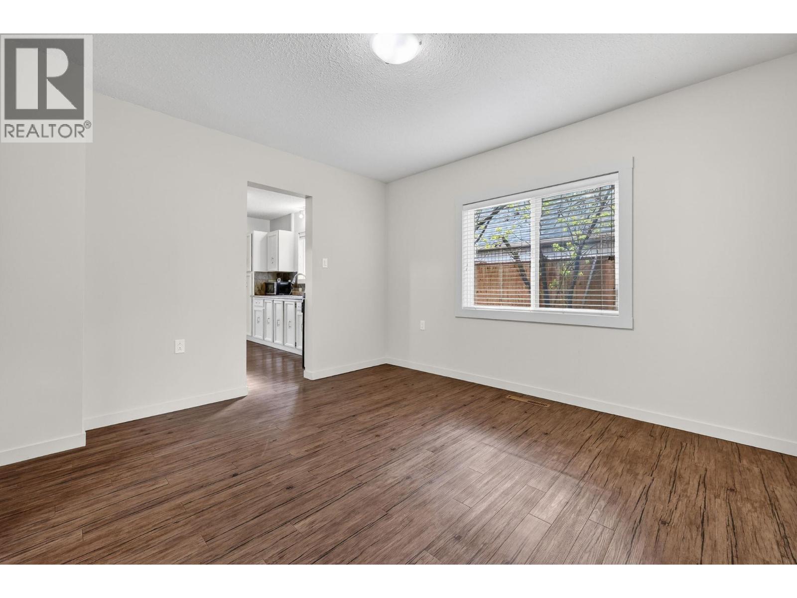  991 Coronation Avenue, Kelowna