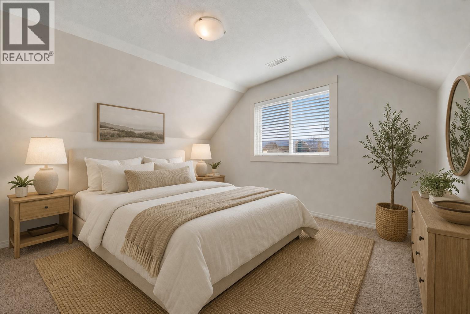  991 Coronation Avenue, Kelowna