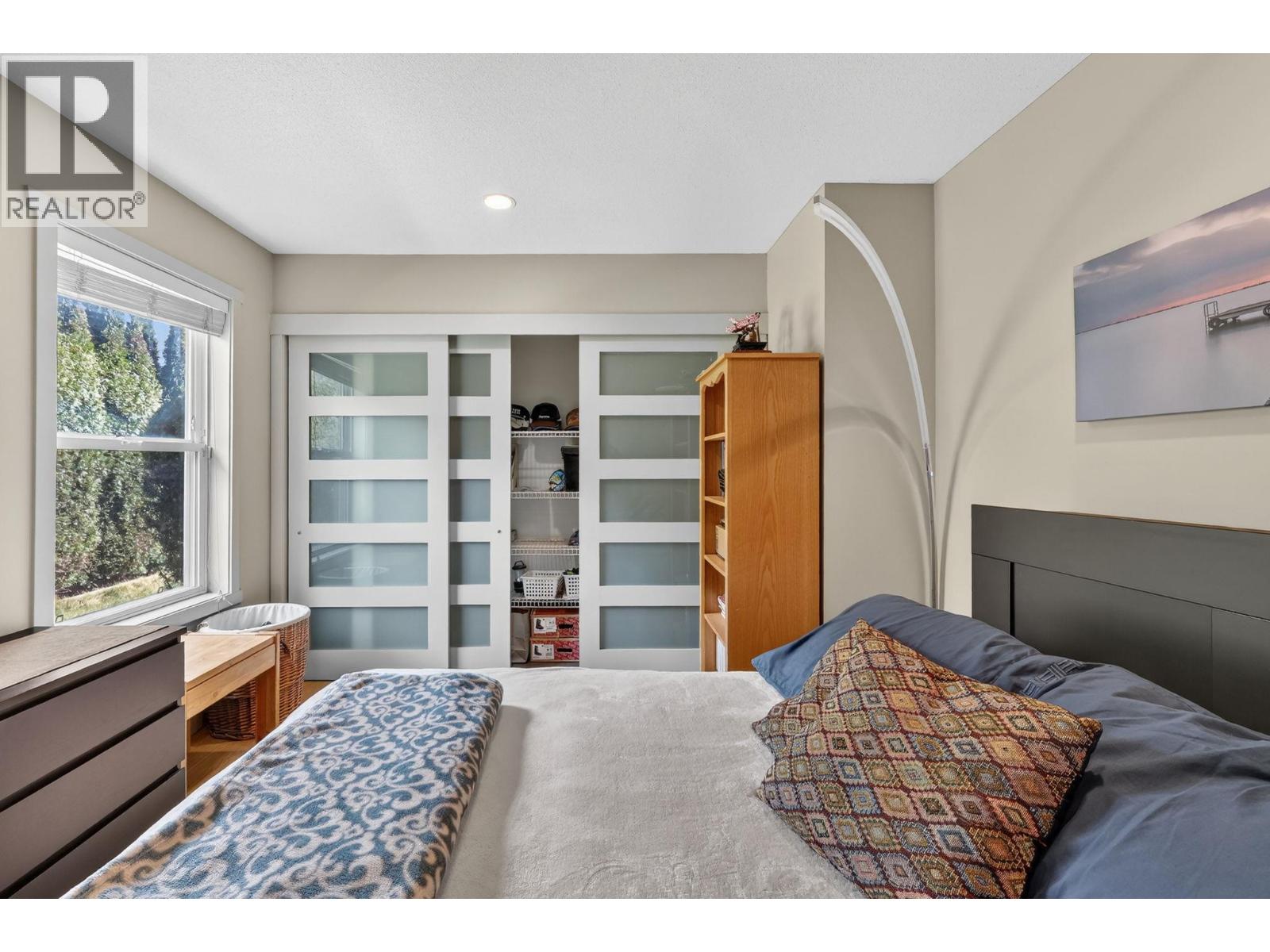  991 Coronation Avenue, Kelowna