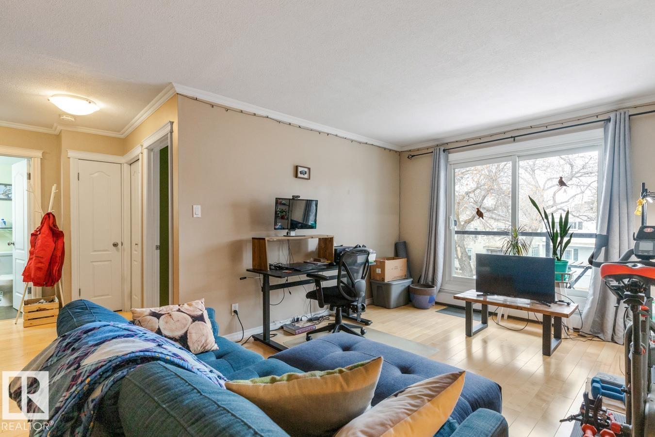 #301 10547 83 AV NW, Edmonton