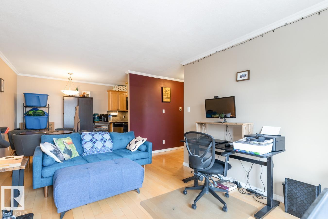 #301 10547 83 AV NW, Edmonton