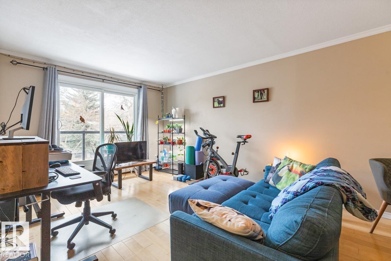 #301 10547 83 AV NW, Edmonton