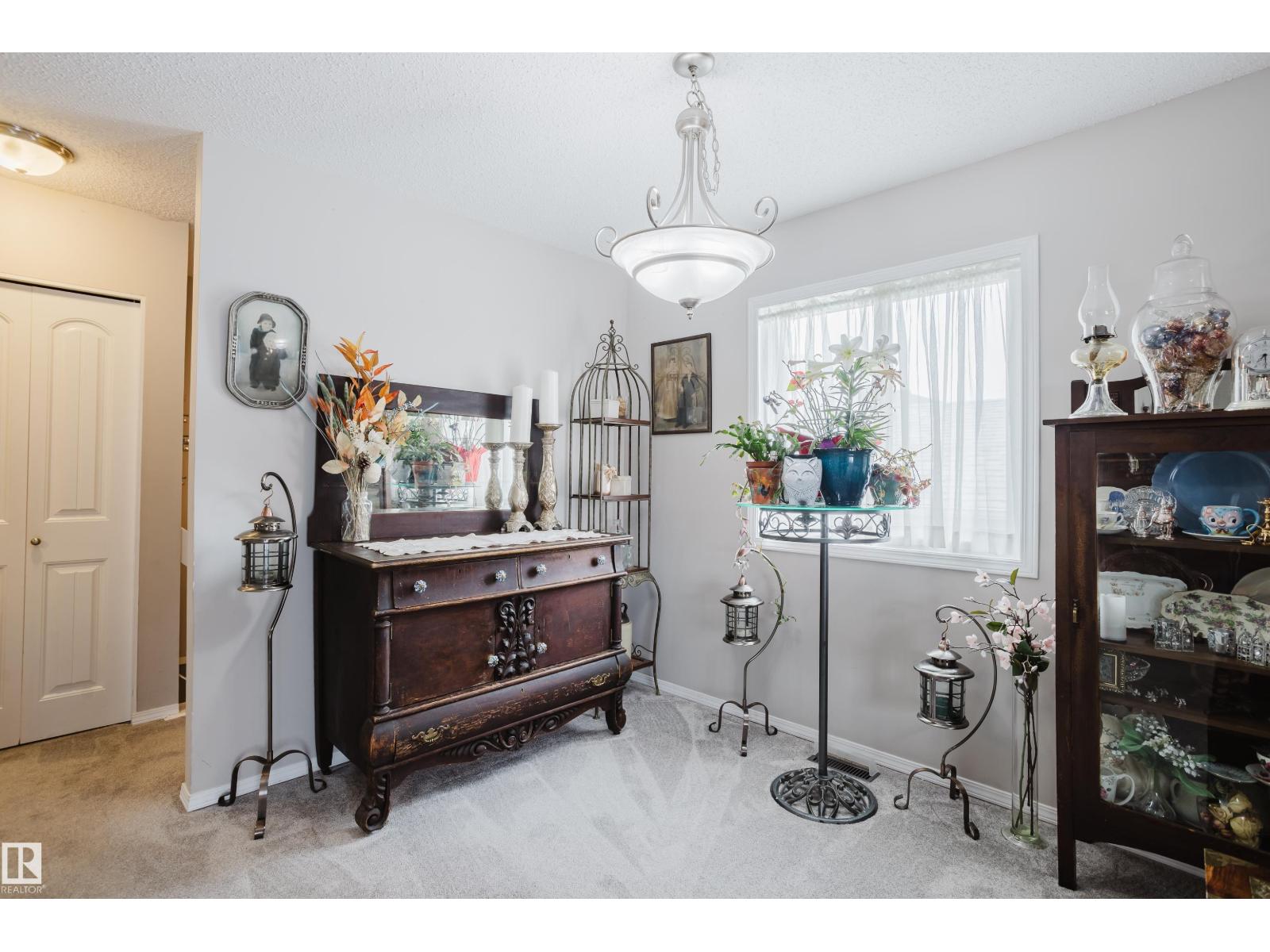 191 KINISKI CR NW, Edmonton