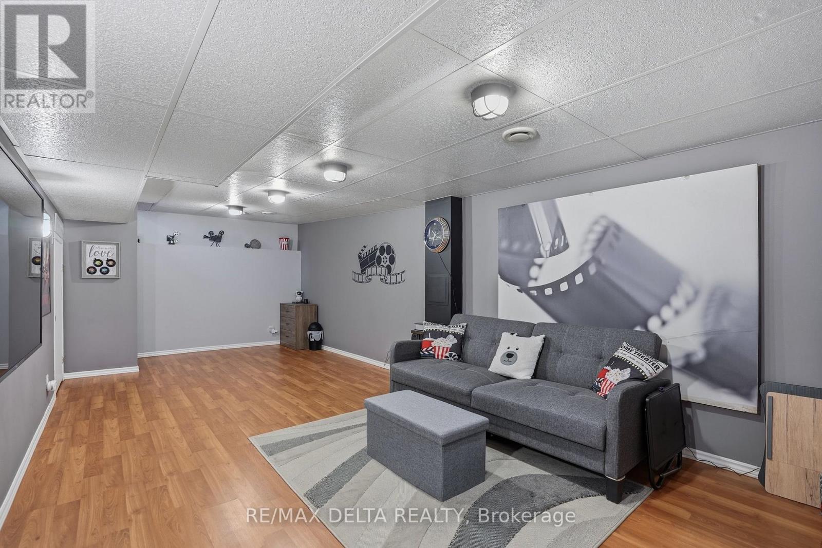 531 DEVISTA BOULEVARD — photo 21