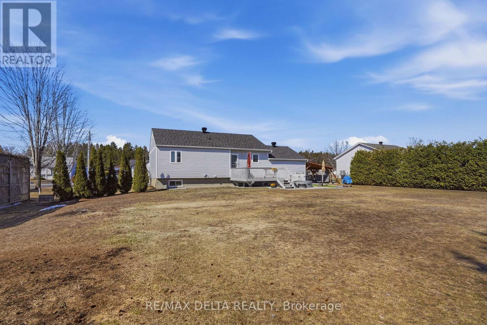 531 DEVISTA BOULEVARD — photo 27