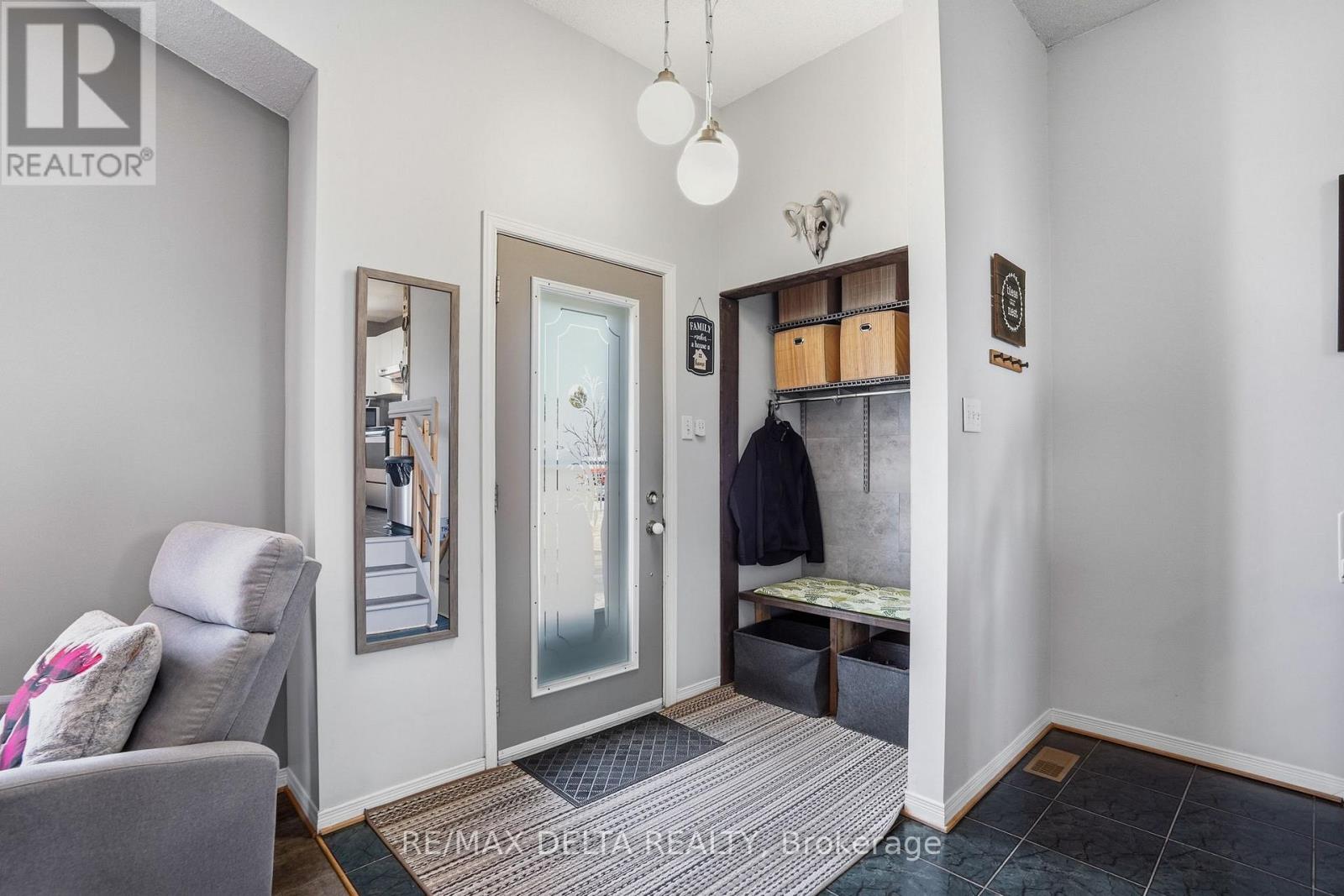 531 DEVISTA BOULEVARD - 4