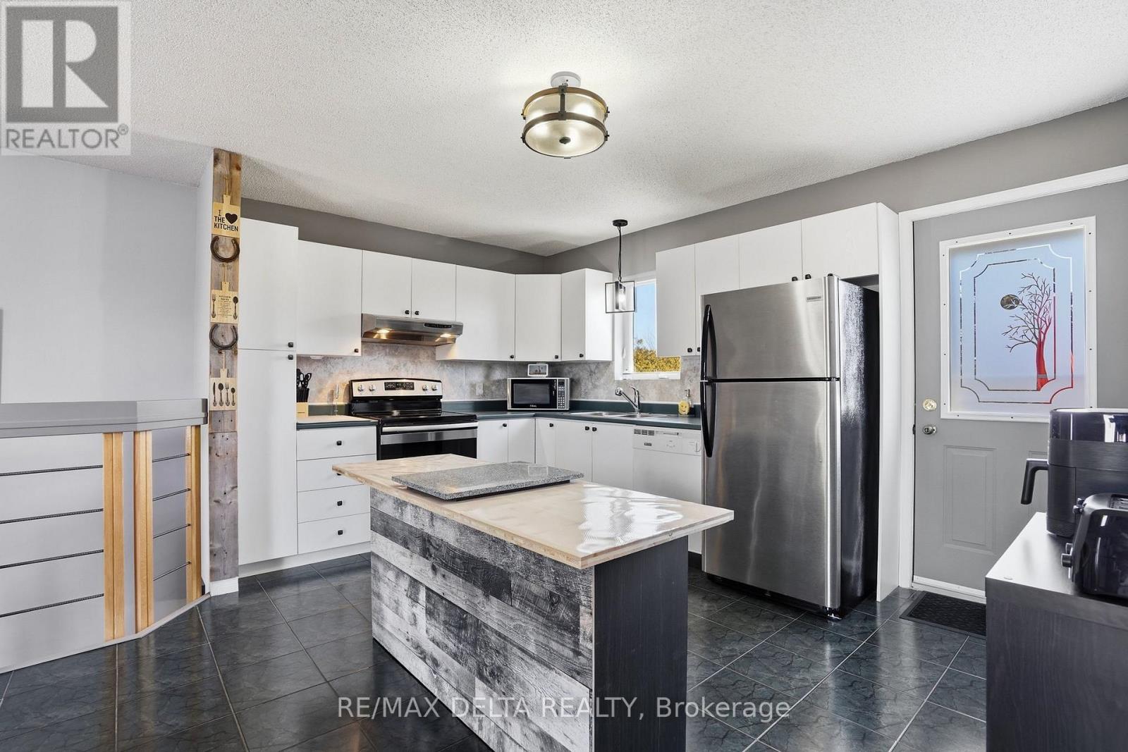 531 DEVISTA BOULEVARD - 9