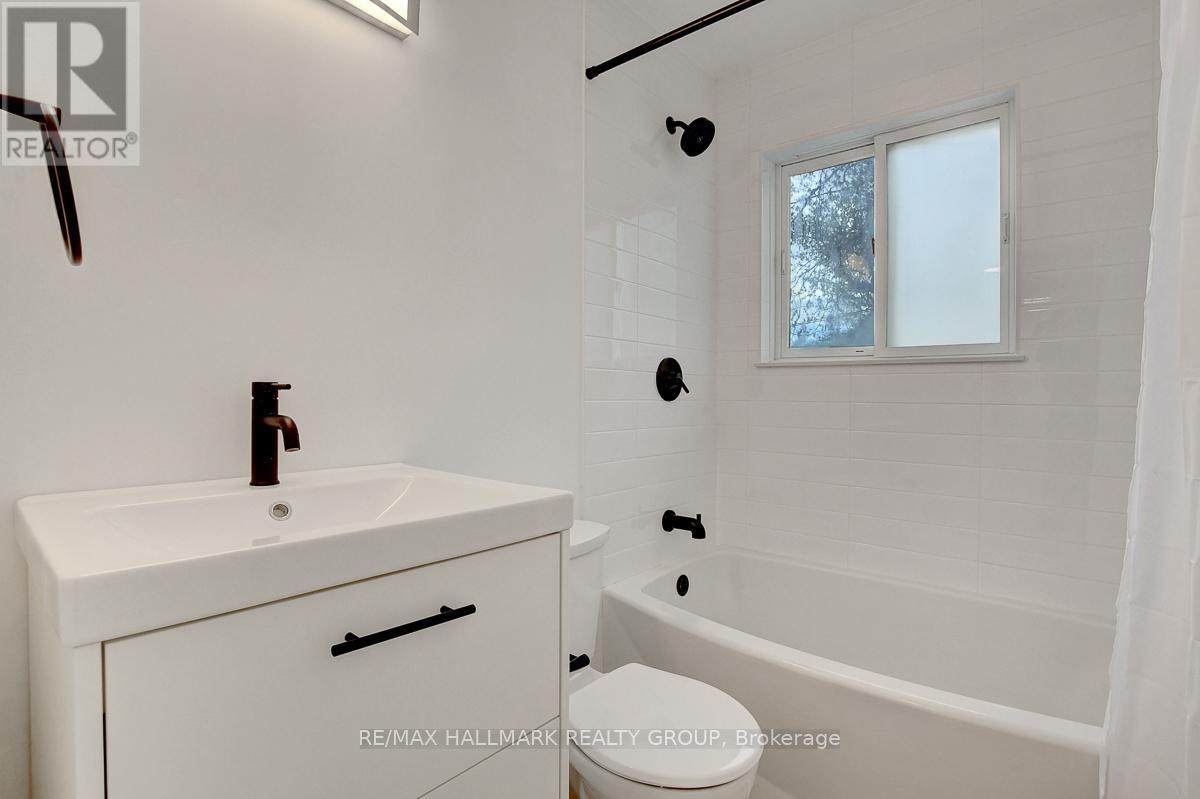 269 MICHEL CIRCLE — photo 23