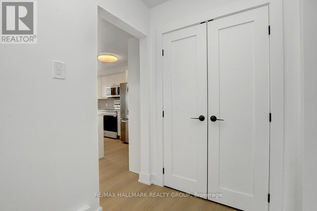 269 MICHEL CIRCLE — photo 24