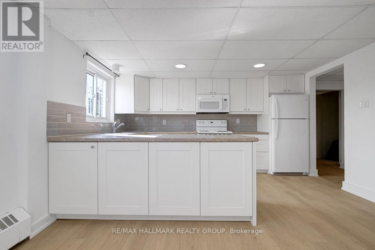 269 MICHEL CIRCLE — photo 29