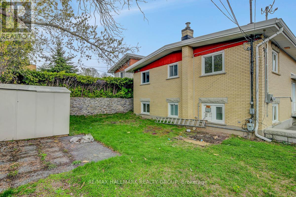 269 MICHEL CIRCLE — photo 46