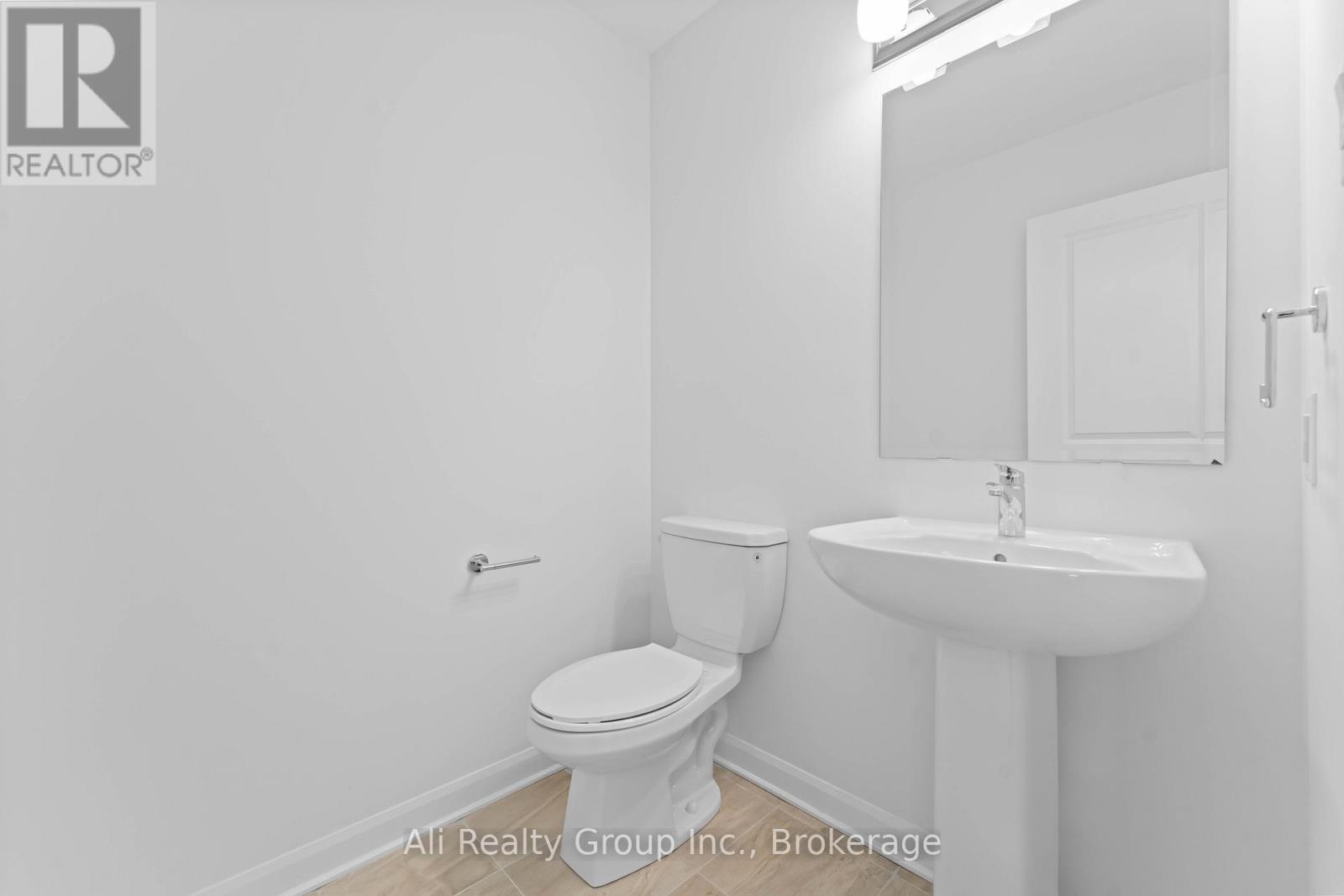 661 HAMSA STREET — photo 13