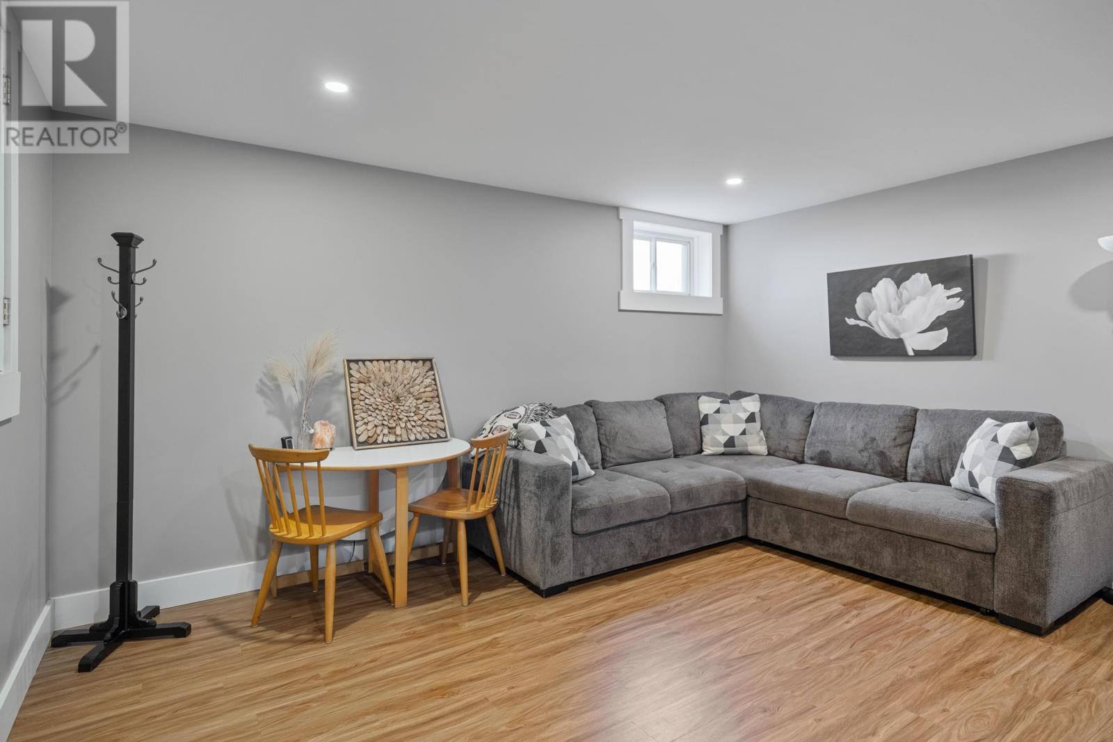 125 BIRKALLUM DRIVE - 40