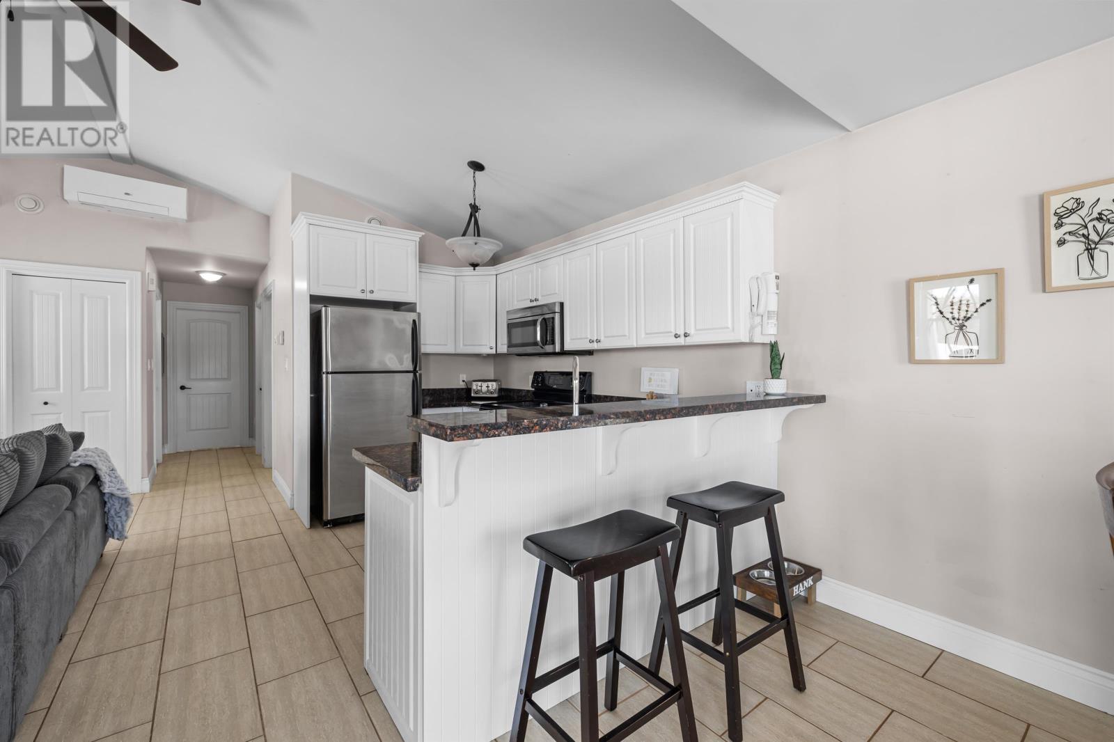 #36 118 SCHOOLHOUSE LANE - 4