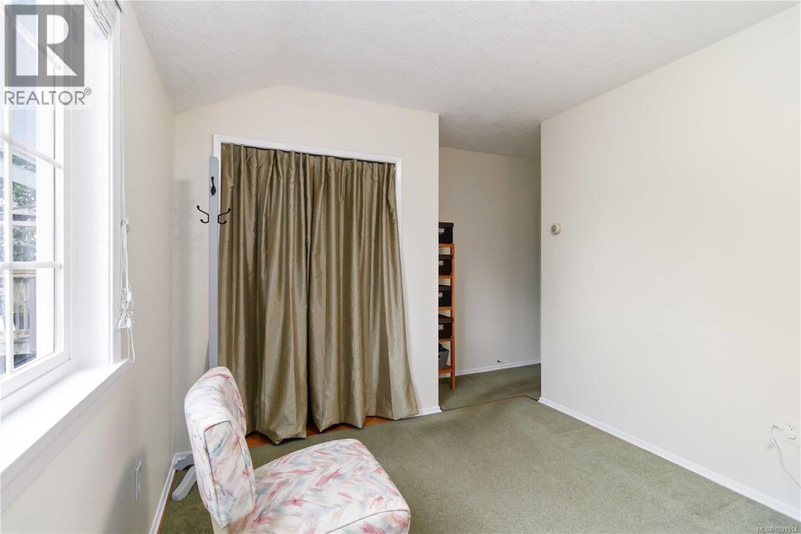 4719 TREETOP HTS - 20