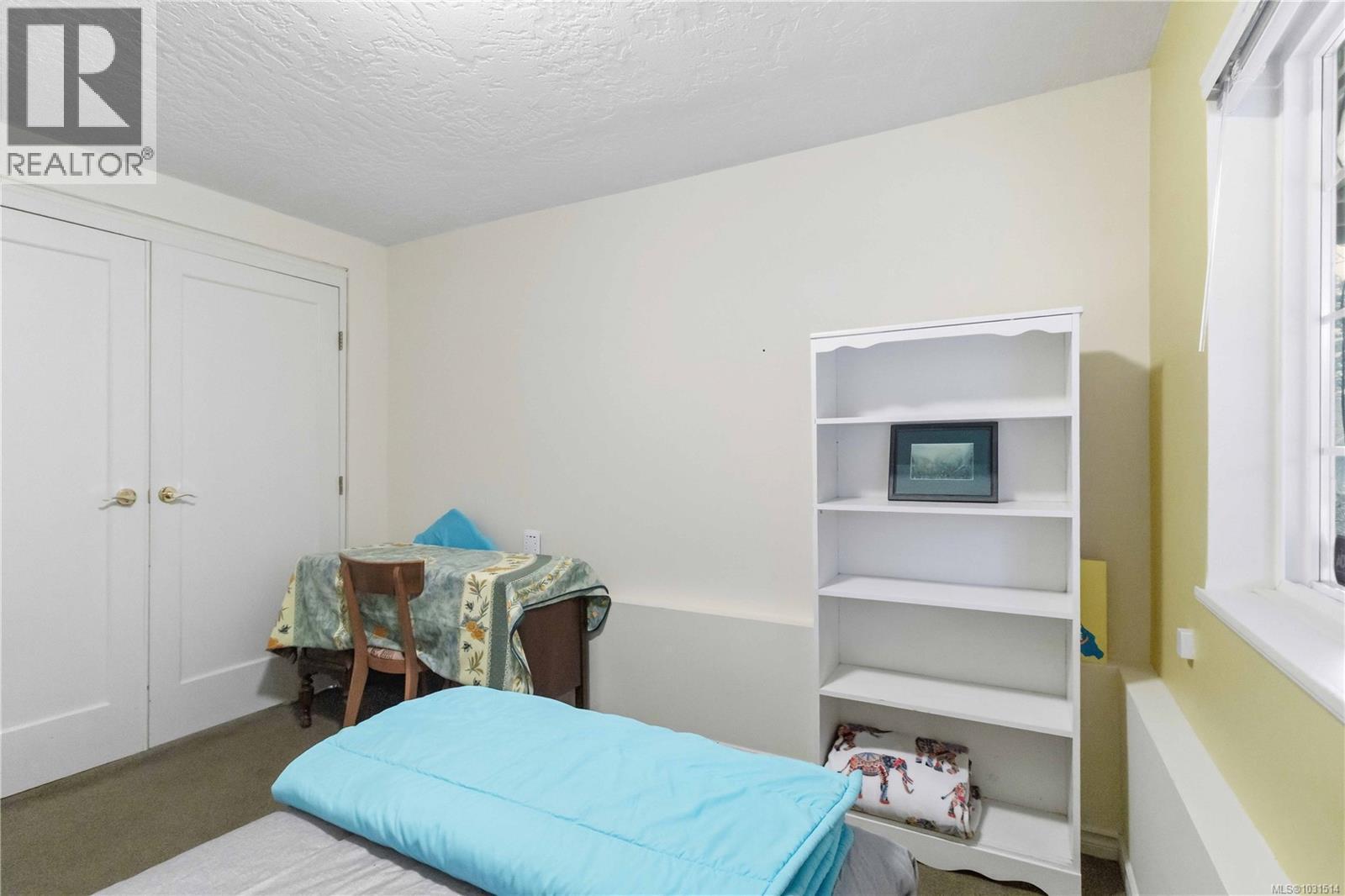 4719 TREETOP HTS - 25