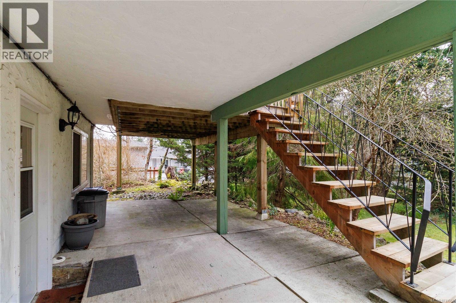 4719 TREETOP HTS - 33