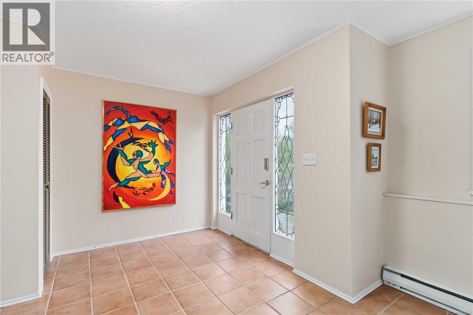 4719 TREETOP HTS - 4