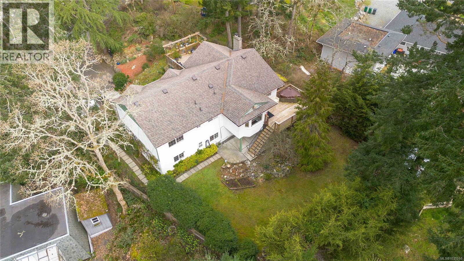 4719 TREETOP HTS - 40