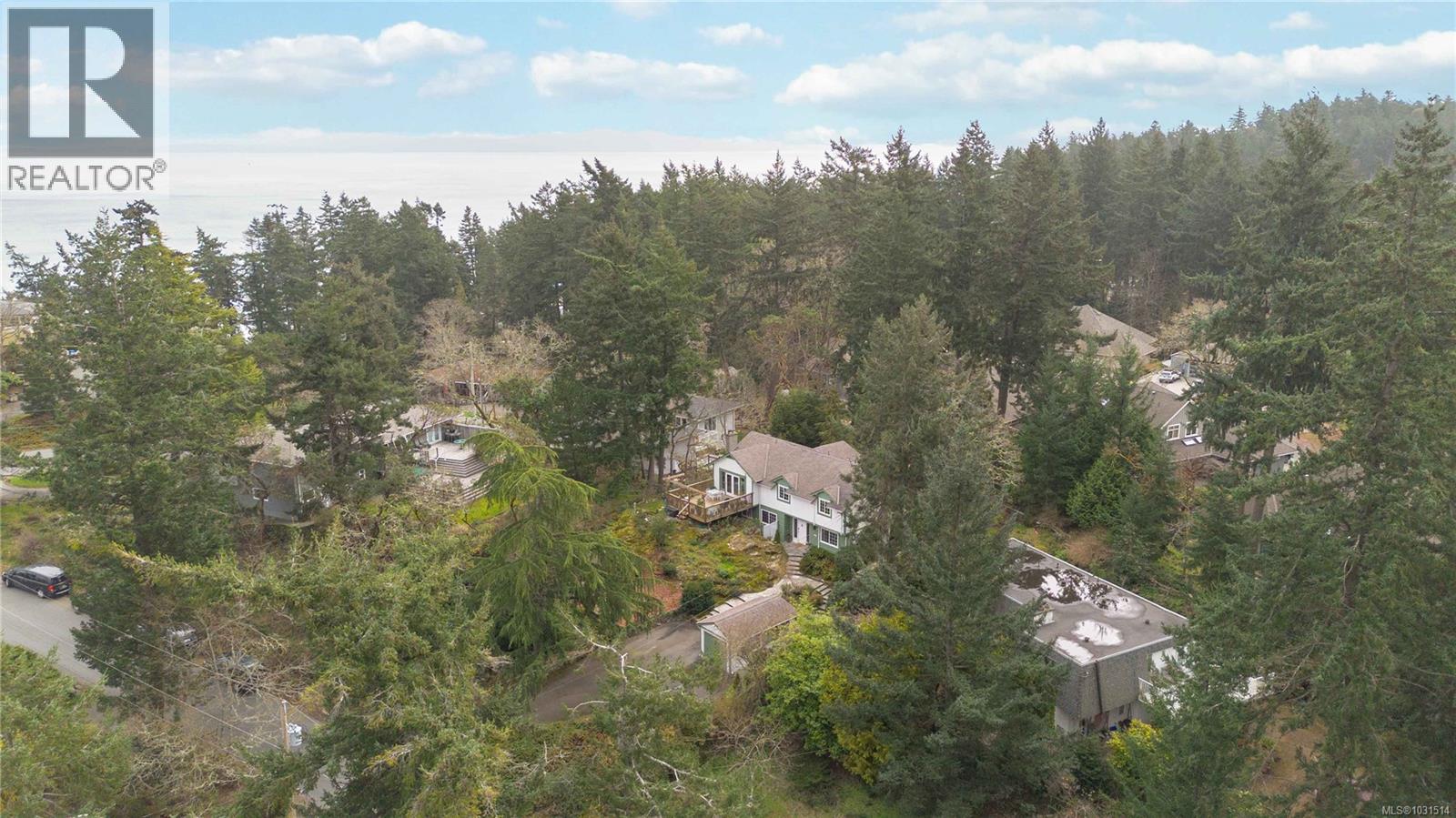 4719 TREETOP HTS - 44