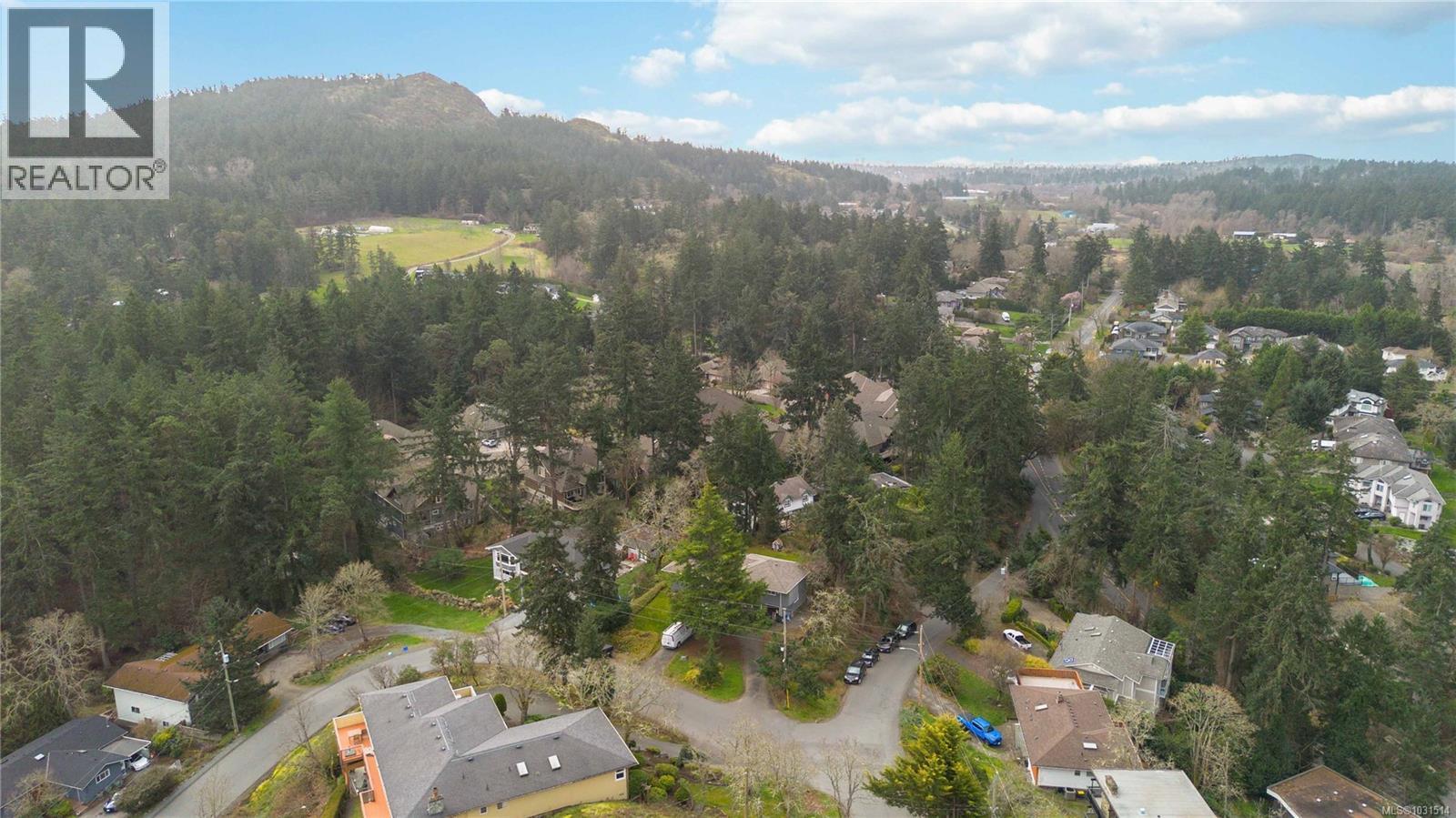 4719 TREETOP HTS - 45