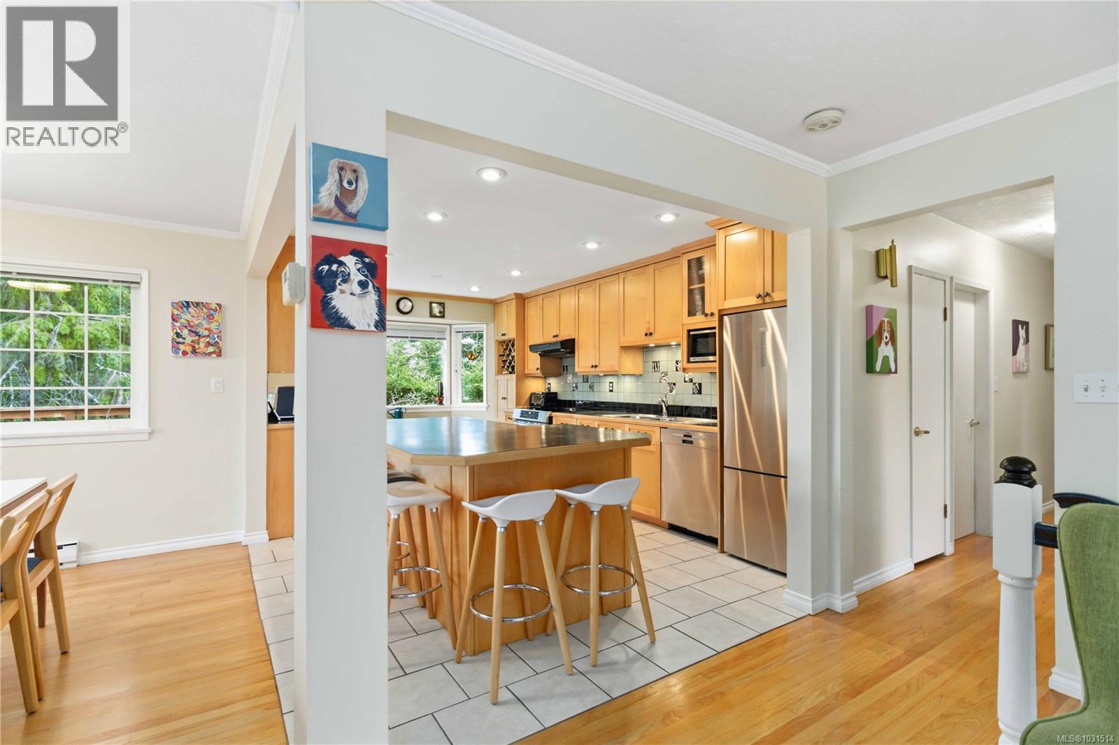 4719 TREETOP HTS - 8