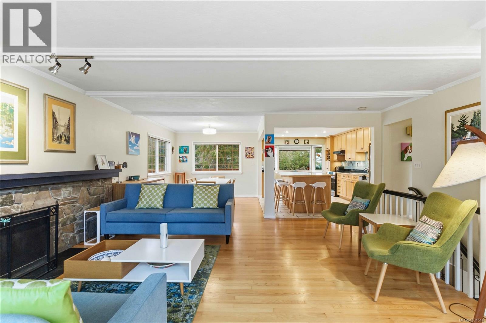 4719 TREETOP HTS - 9