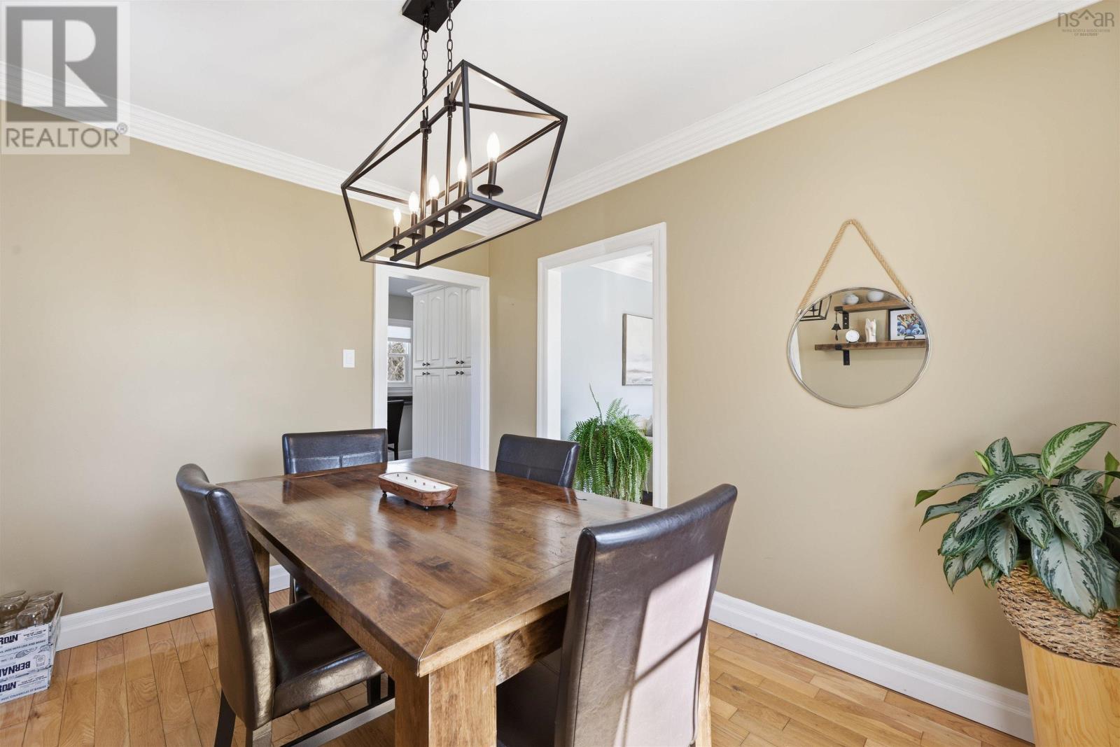 Property 23 of 45 of 21 Walker Street