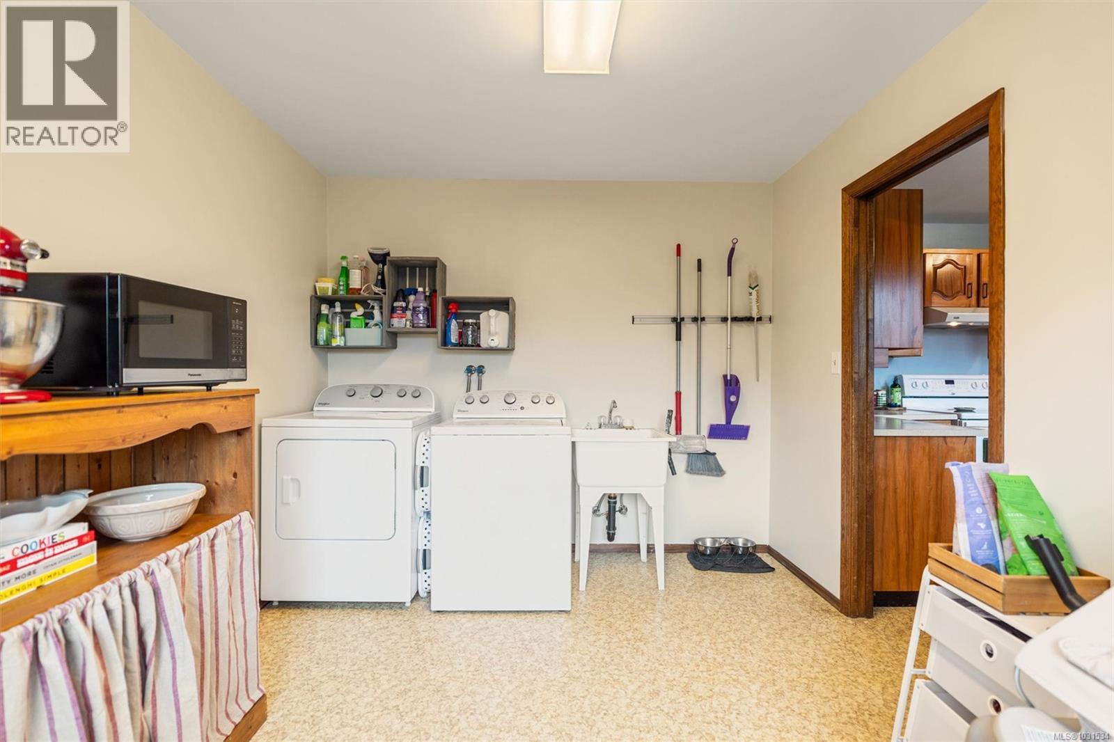 891 LAVENDER AVE - 14