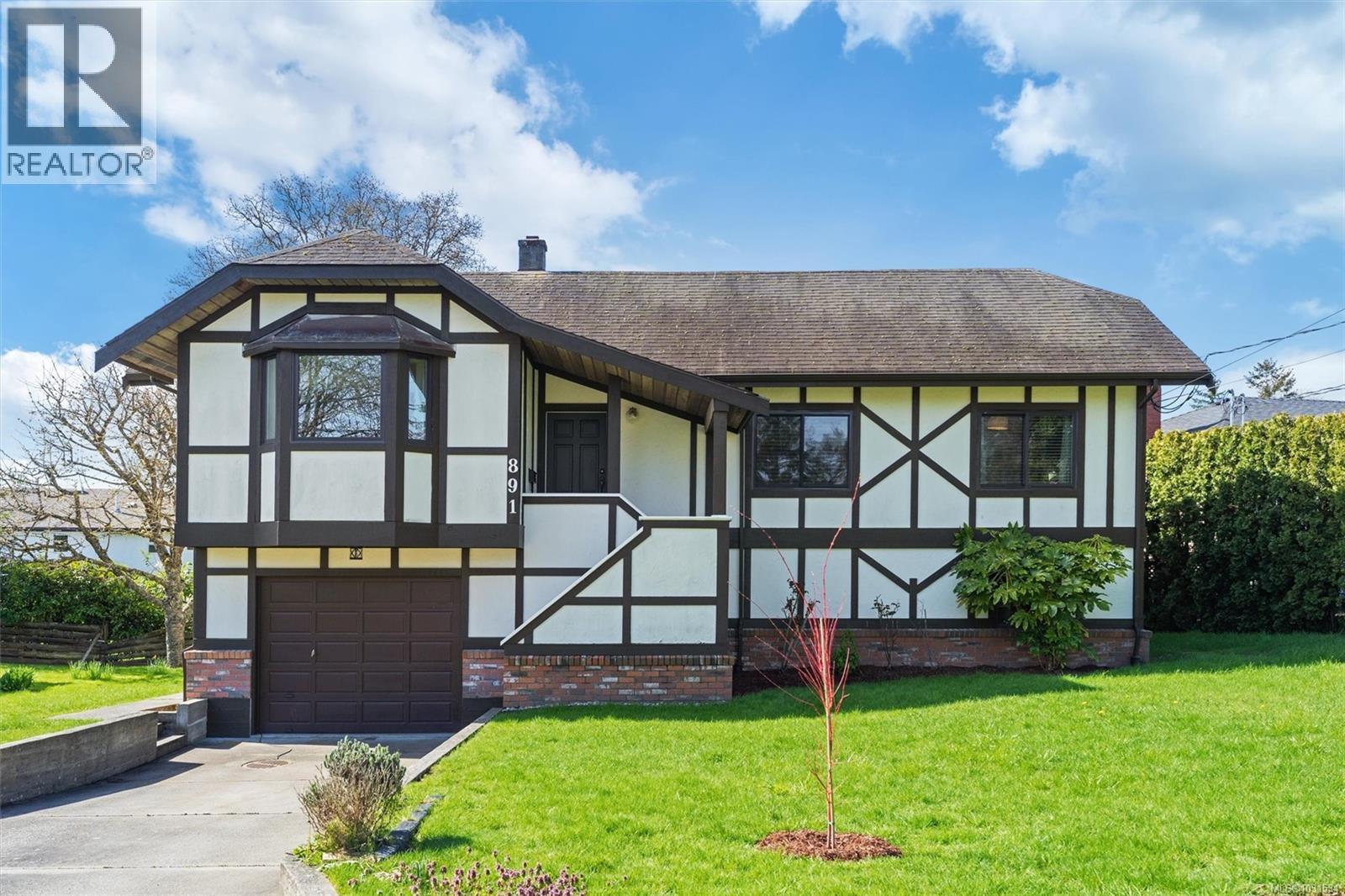 891 LAVENDER AVE - 34