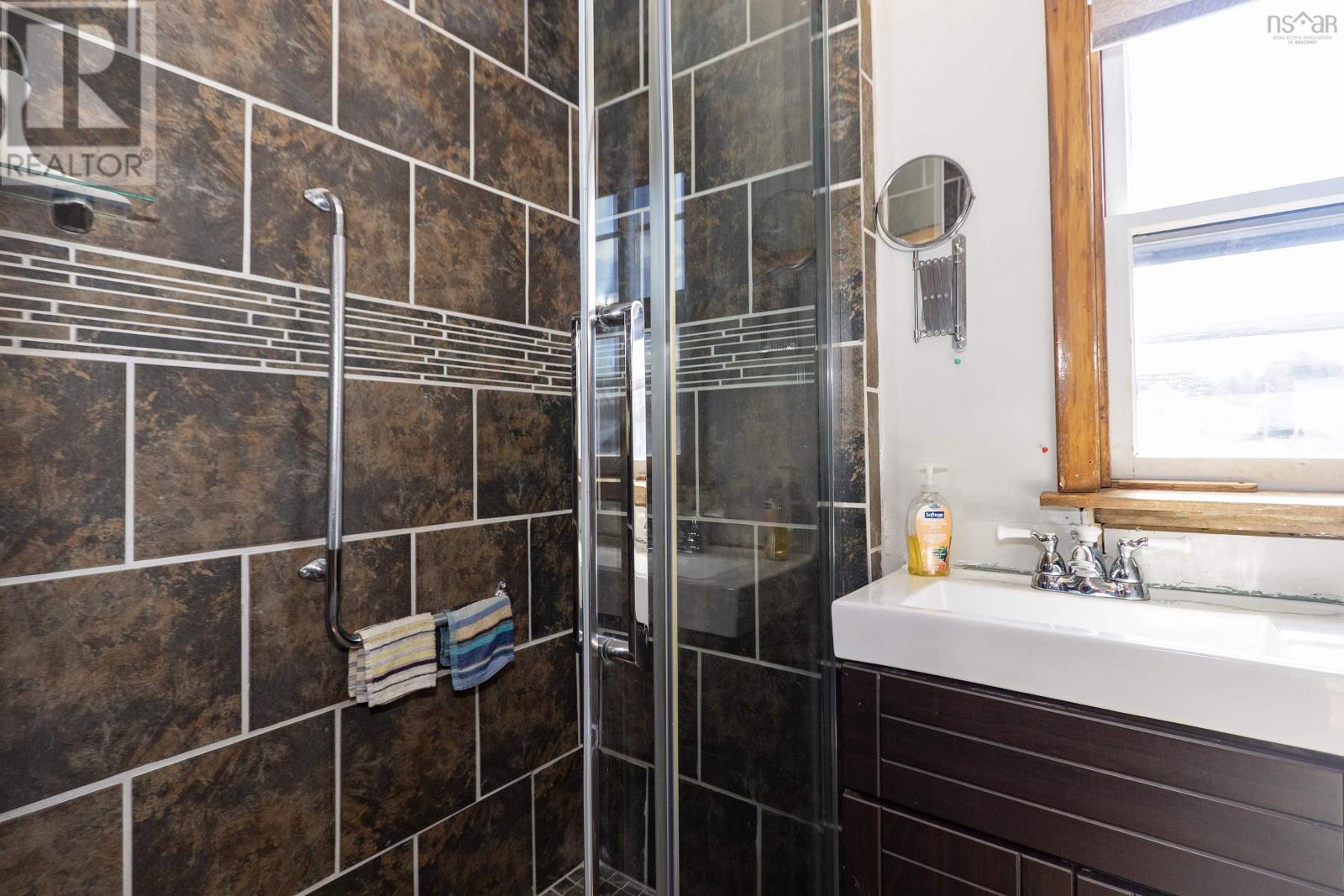 Property 17 of 29 of 5 Minto Street