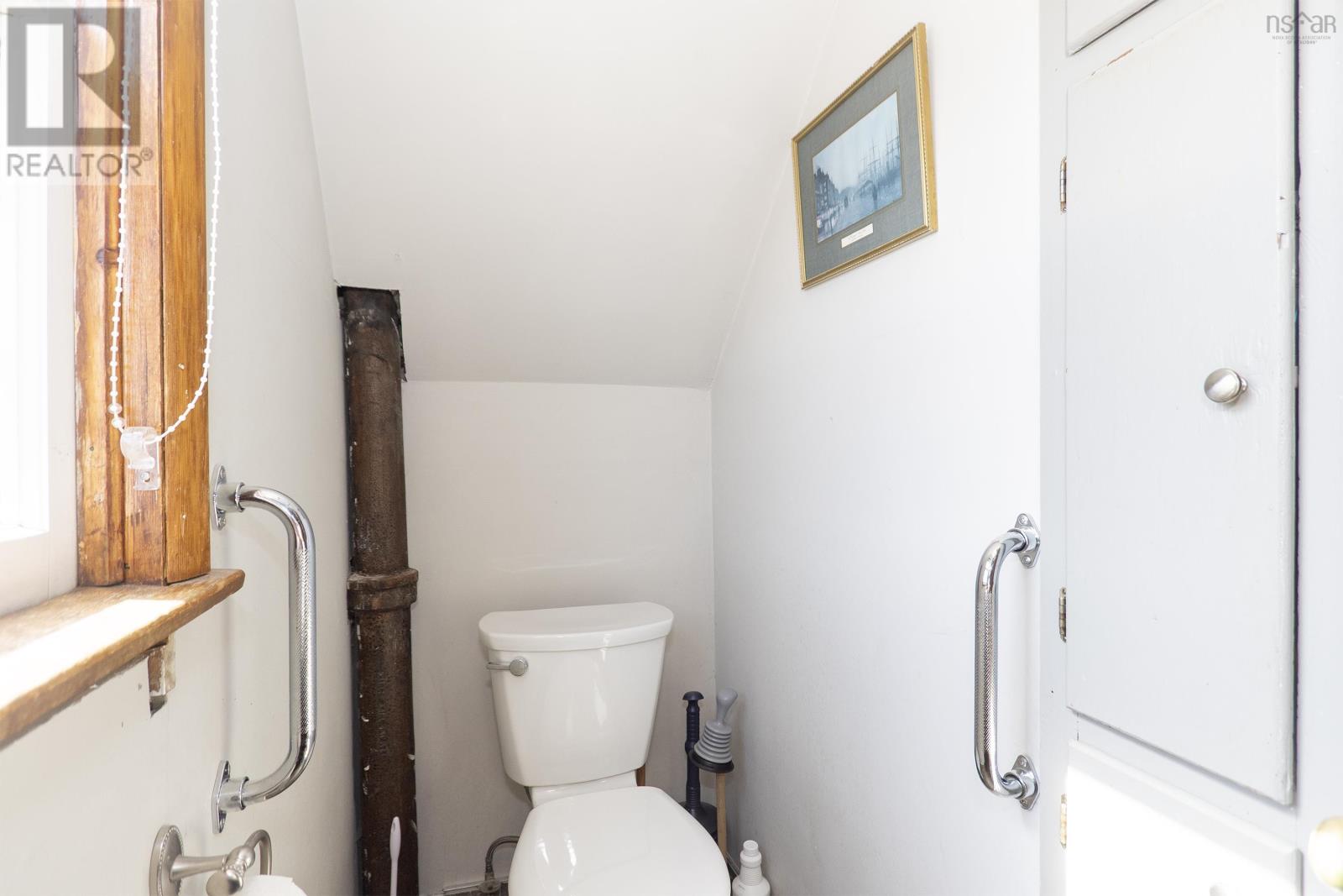 Property 27 of 29 of 5 Minto Street