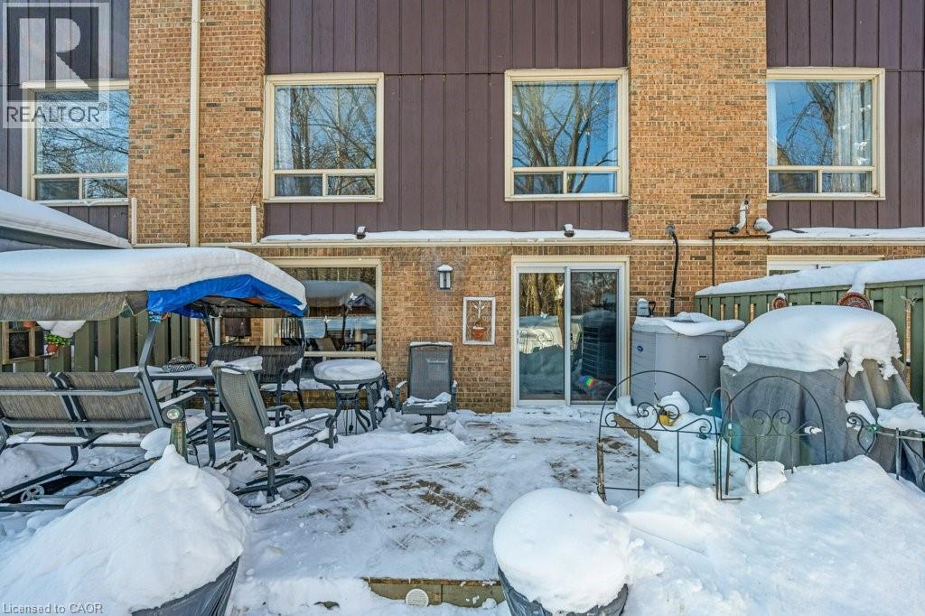 220 SALISBURY Avenue Unit# 23, Cambridge, Ontario, N1S1K5 — Photo 44
