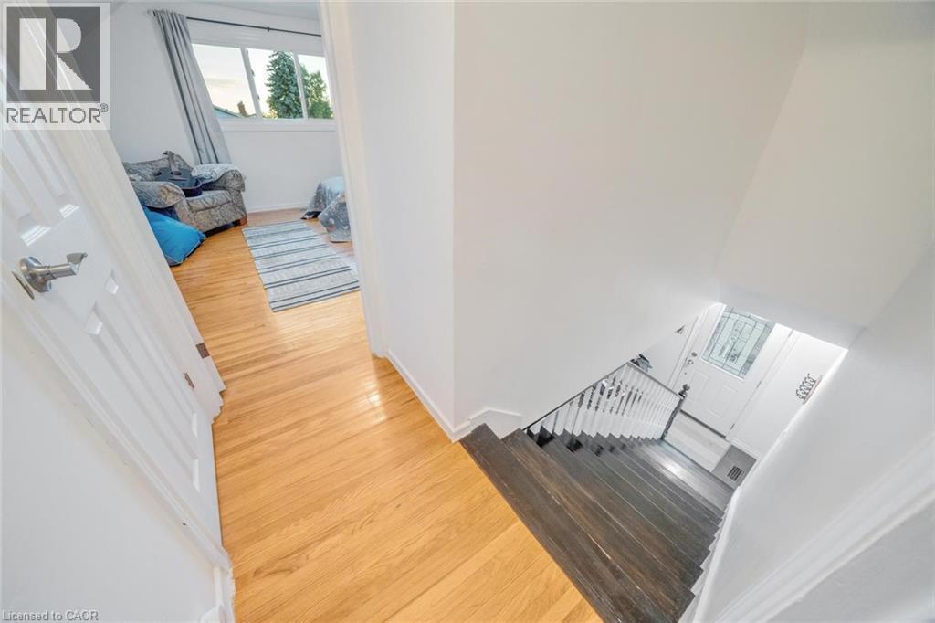 62 BRENTWOOD DRIVE - 30