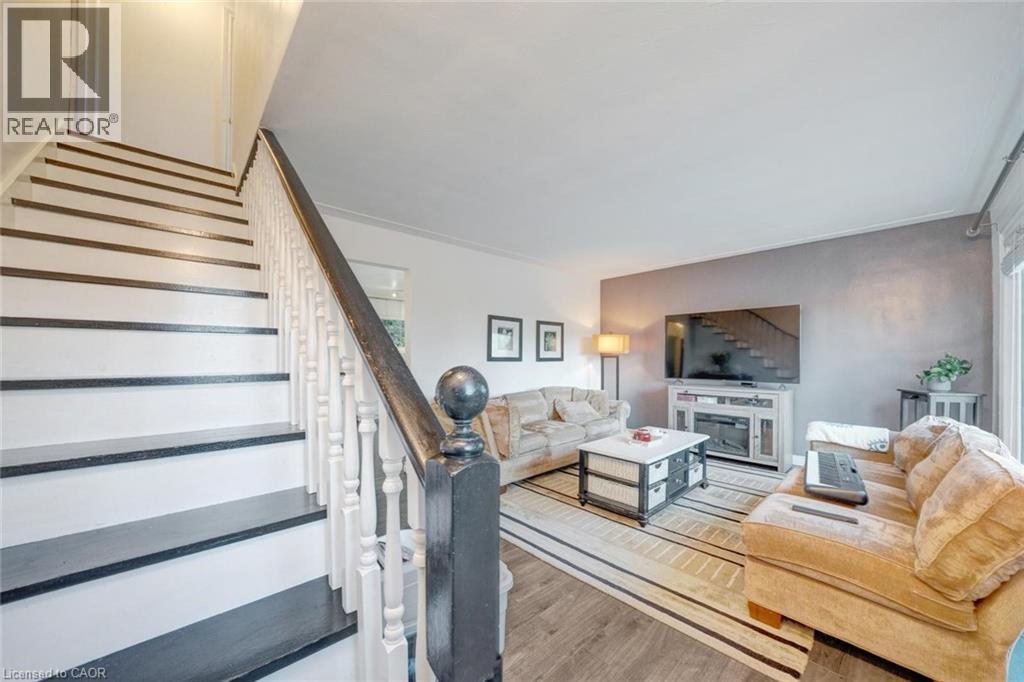 62 BRENTWOOD DRIVE - 24