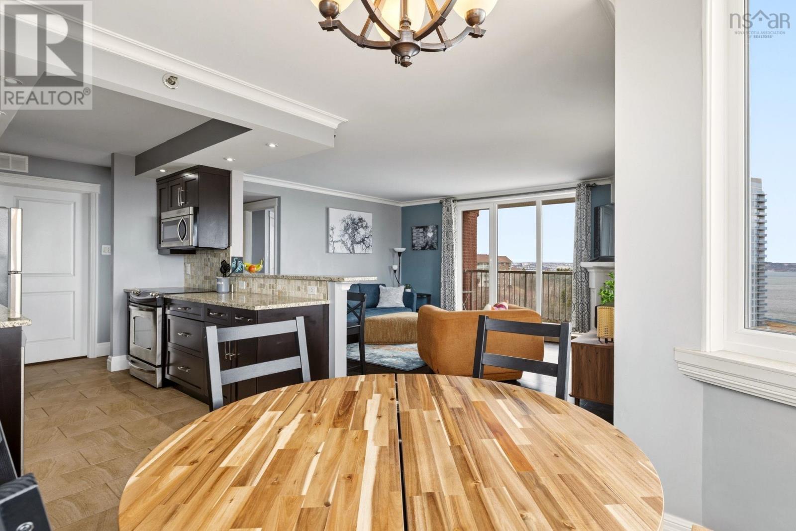 Property 26 of 31 of 821 45 Vimy Avenue