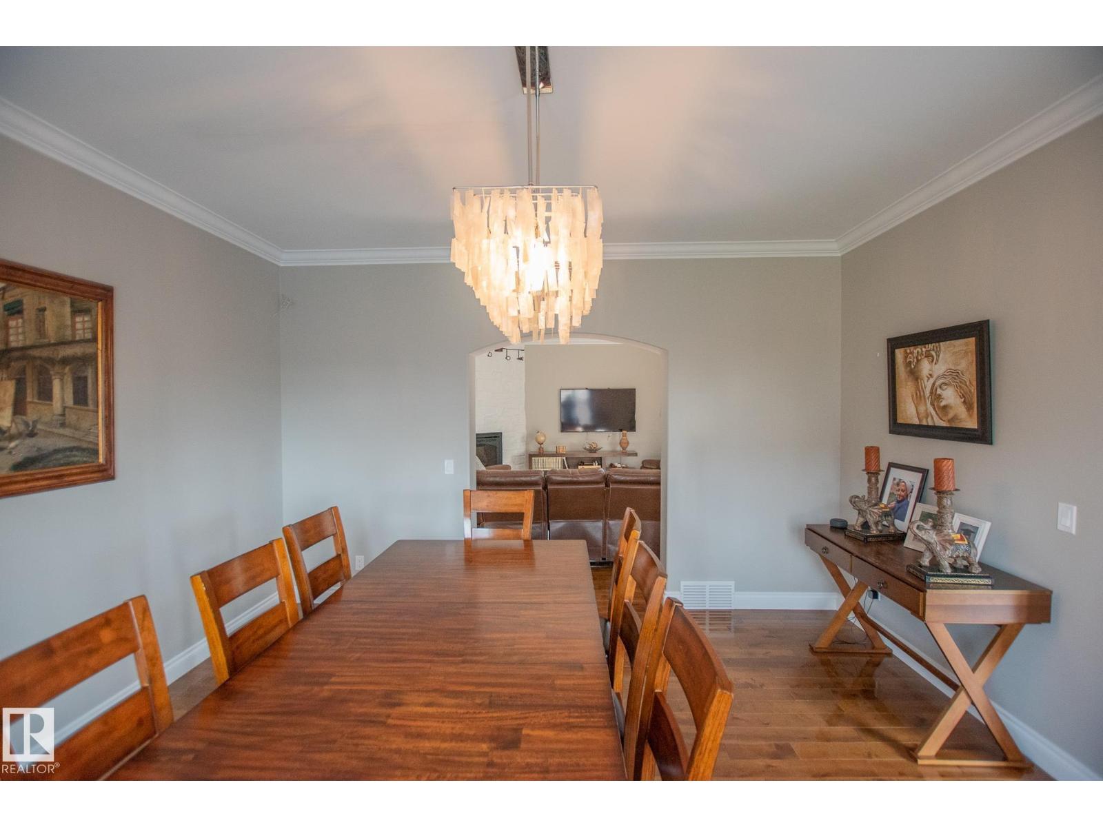 3719 LAKESHORE DR - 26