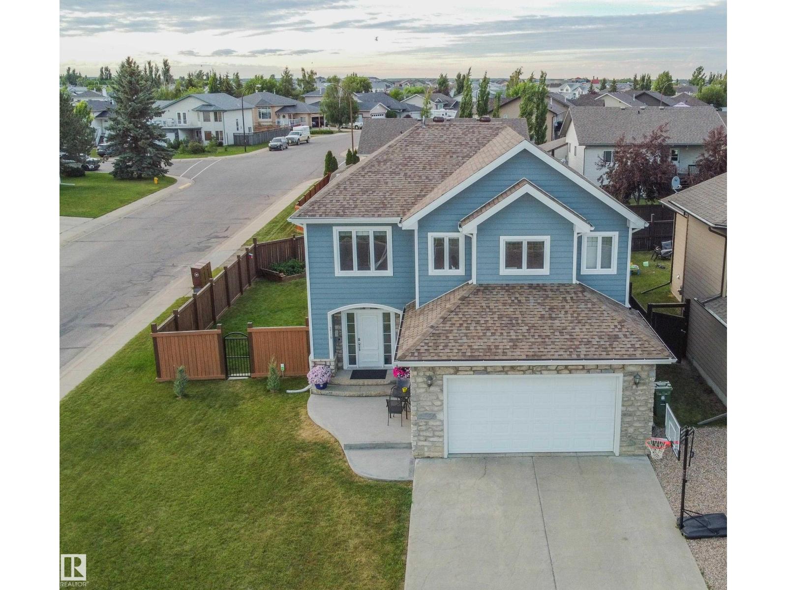 3719 LAKESHORE DR - 3