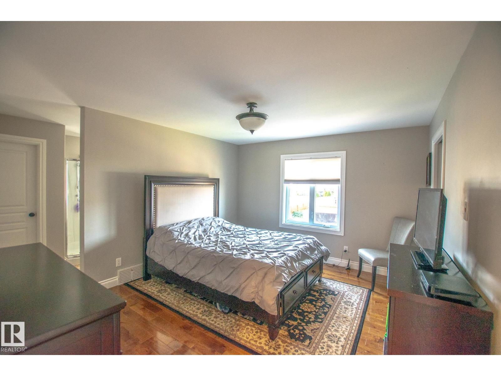 3719 LAKESHORE DR - 31