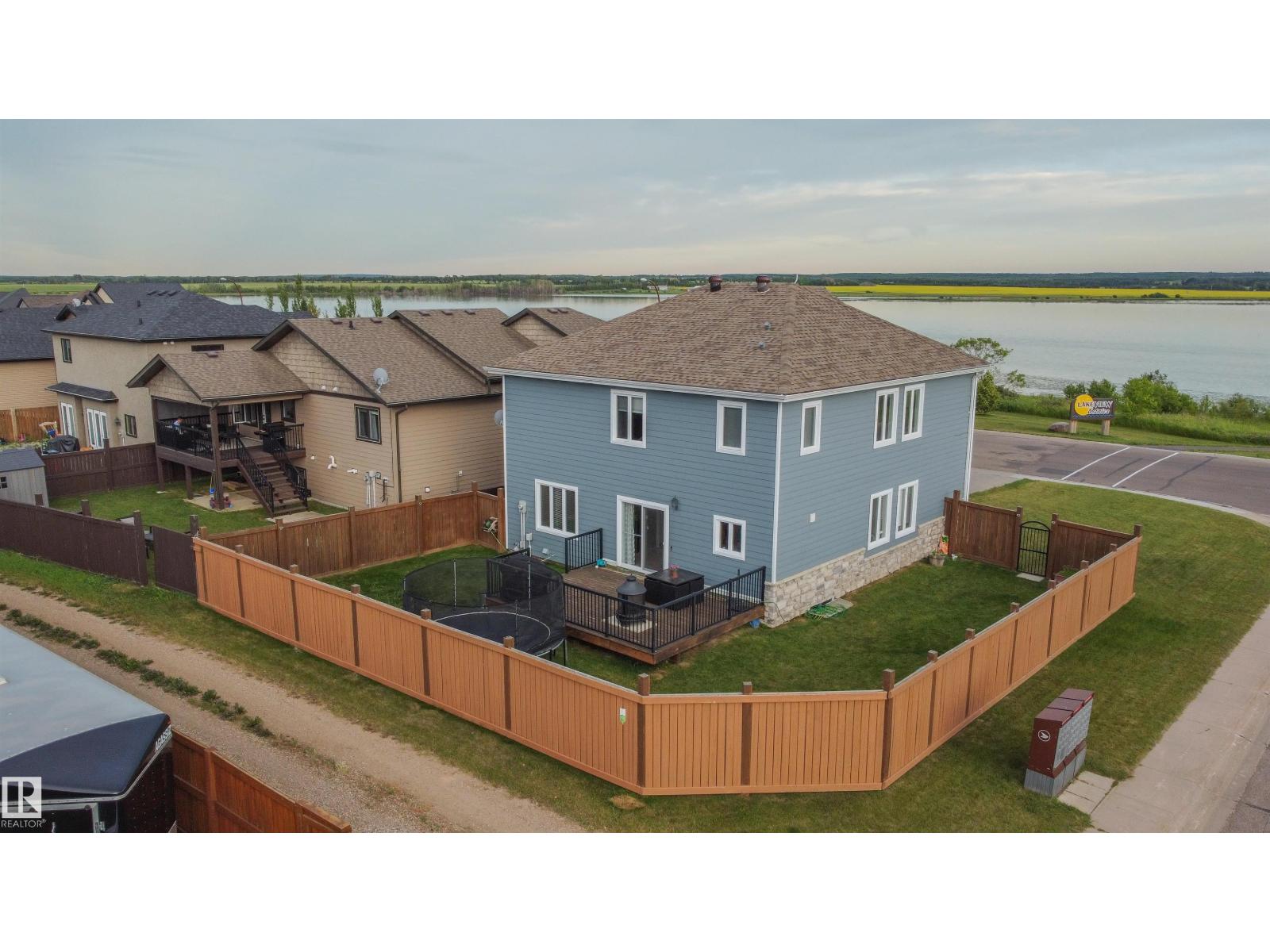 3719 LAKESHORE DR - 4
